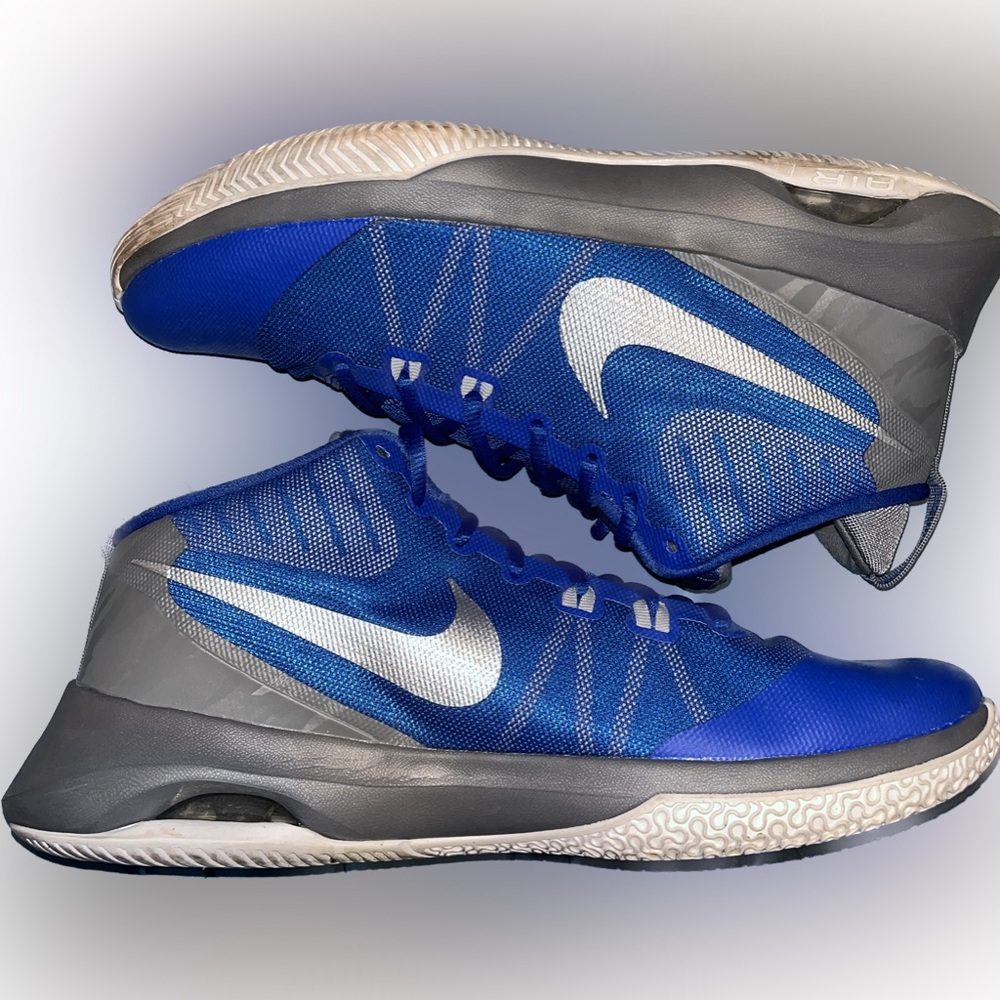 Nike Air Versatile